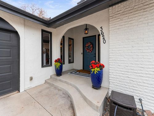 3620 S Monaco Street Pkwy, Denver, CO, 80237-1231 | Card Image