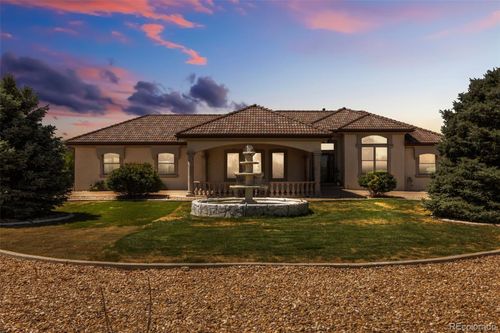 33 Stagecoach Ln, Fort Morgan, CO, 80701-4208 | Card Image