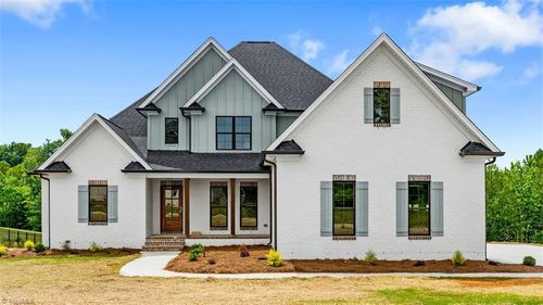 2015 Bob Jessup Dr, Greensboro, NC, 27455-8443 | Card Image