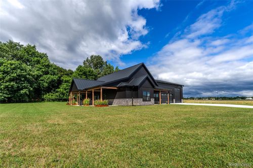 5486 Kidder Rd, Almont, MI, 48003-8756 | Card Image