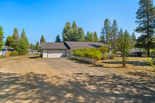 16046 Dyke Rd, La Pine, OR, 97739-9764 | Card Image