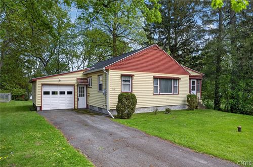 313 S Terry Rd, Syracuse, NY, 13219-2231 | Card Image