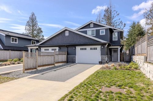1062 Celia Cres, Gibsons, BC, V0N1V7 | Card Image