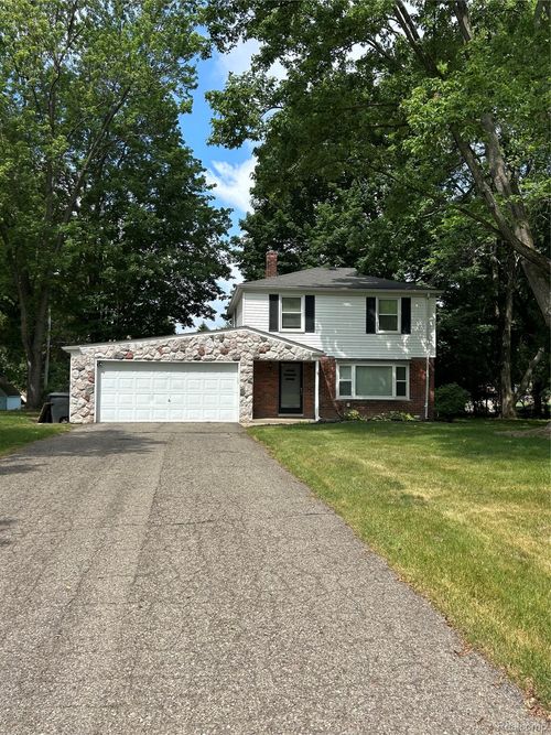 3364 Elder Rd, West Bloomfield, MI, 48324-2520 | Card Image