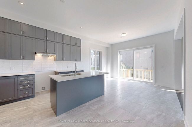 231 Sikura Cir, House other with 6 bedrooms, 5 bathrooms and 4 parking in Aurora ON | Image 6