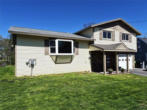 112 Primrose Ln, Syracuse, NY, 13212-4230 | Card Image