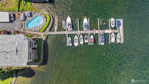 apt-212-5021 Ripley Ln N, Renton, WA, 98056-1577 | Card Image