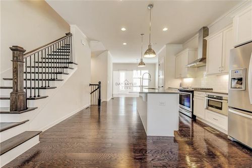 16 Lochurst Ln, Roswell, GA, 30076-2412 | Card Image