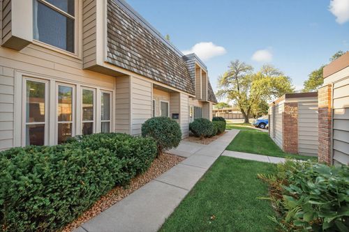 6347 Barrie Rd, Edina, MN, 55435-2201 | Card Image
