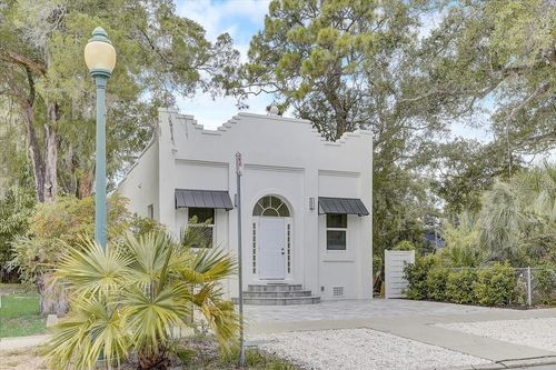 1862 6th St, SARASOTA, FL, 34236-4303 | Card Image