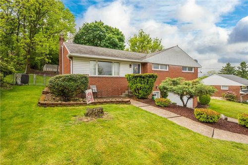 410 Hi Tor Dr, Pleasant Hills, PA, 15236-4202 | Card Image