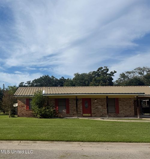 4603 Legare Ave, Pascagoula, MS, 39581-3534 | Card Image