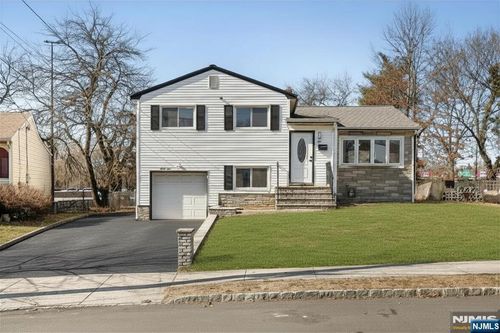 35 Eastern Pkwy, Hillside, NJ, 07205-1706 | Card Image