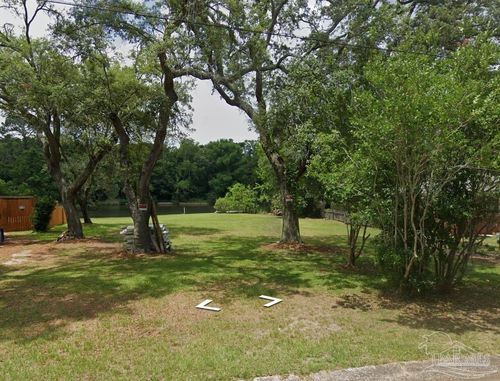 3420 Bayou Dr, Pensacola, FL, 32505-7807 | Card Image