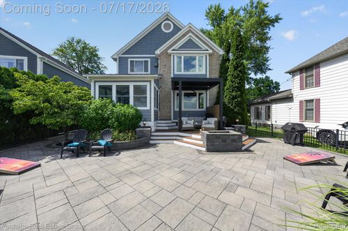 240 Rosebud Ct, Walled Lake, MI, 48390-3447 | Card Image