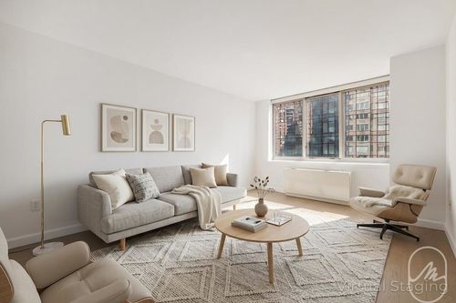 26f-561 10th Ave, New York, NY, 10036-3054 | Card Image