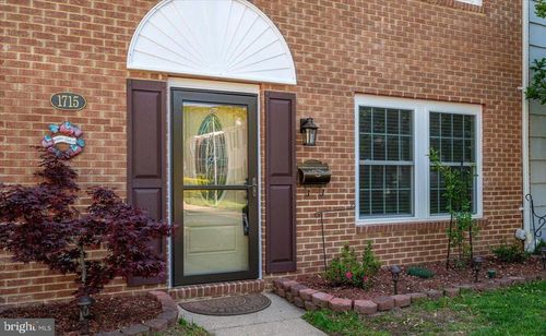 1715 Fernham Ct, CROFTON, MD, 21114-2308 | Card Image