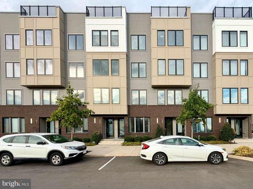 unit-120-3100 Schirra Ln, PHILADELPHIA, PA, 19125-4378 | Card Image