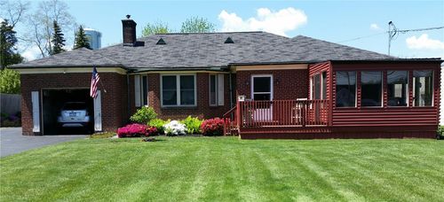 381 S Union St, Spencerport, NY, 14559-1911 | Card Image