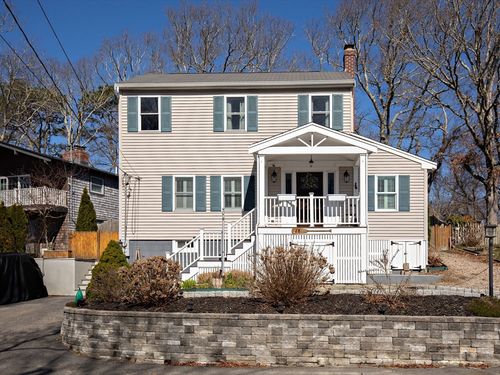 28 Manomet Beach Blvd, Plymouth, MA, 02360-5933 | Card Image