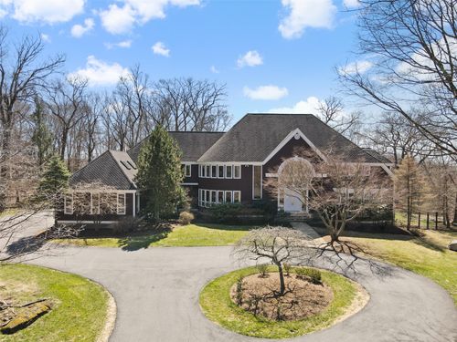 26 Hemlock Hls, Chappaqua, NY, 10514-1920 | Card Image
