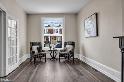 321 Maclay St, HARRISBURG, PA, 17110-1833 | Card Image
