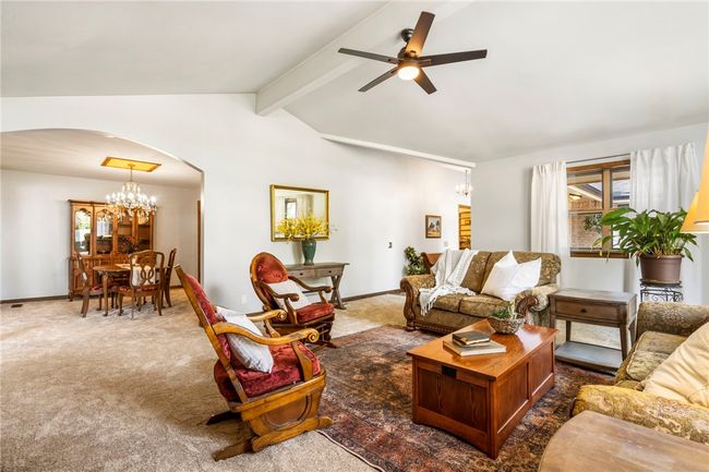 301 S Dogwood St, House other with 3 bedrooms, 3 bathrooms and null parking in Siloam Springs AR | Image 4