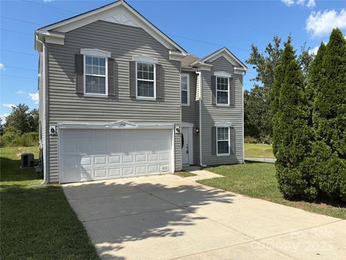 1702 Bray Dr, Charlotte, NC, 28214-1058 | Card Image