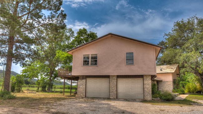 6671 Ranch Road 1120, Home with 4 bedrooms, 3 bathrooms and null parking in Rio Frio TX | Image 9