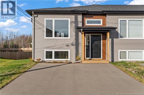 56 Rue Delta, Dieppe, NB, E1K0A4 | Card Image