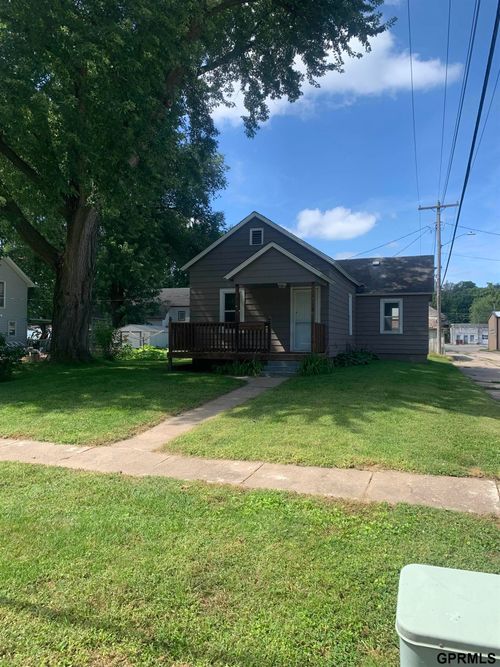 514 S 12th St, Tekamah, NE, 68061-1446 | Card Image