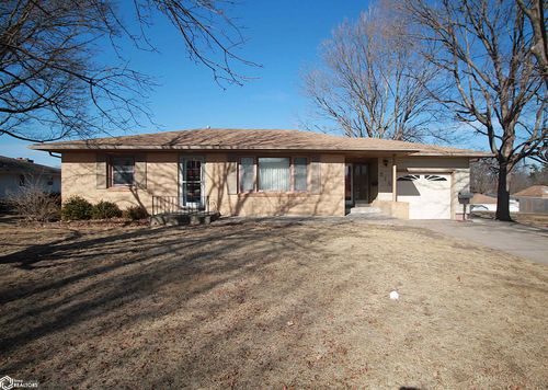 515 W Clark St, Clarinda, IA, 51632-2433 | Card Image