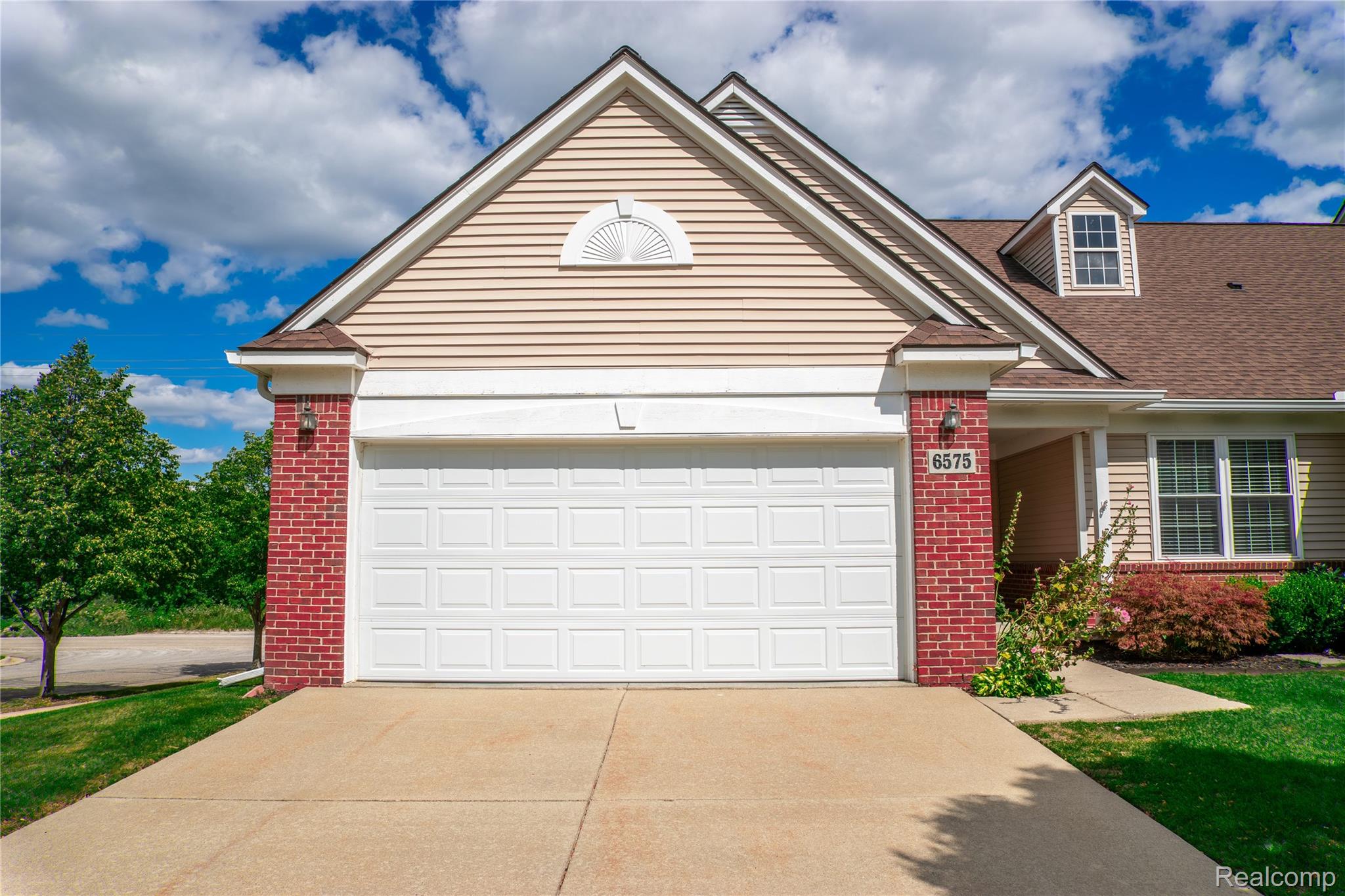 Residential in Genoa Township 3