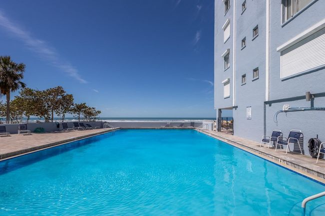 UNIT-204 - 5300 Gulf Dr, Condo with 2 bedrooms, 2 bathrooms and null parking in Holmes Beach FL | Image 49