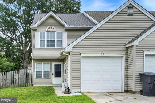 39 Periwinkle Ct, DOVER, DE, 19904-7759 | Card Image