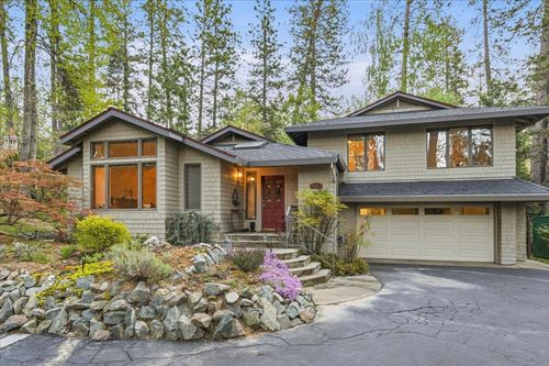 136 Orchard St, Nevada City, CA, 95959-2223 | Card Image