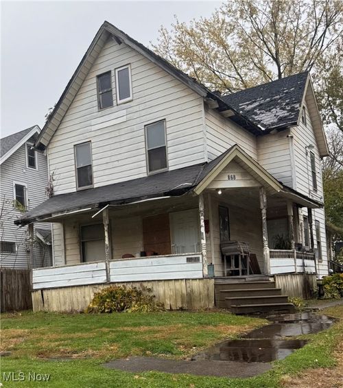 868 Front St Sw, Warren, OH, 44485-3614 | Card Image