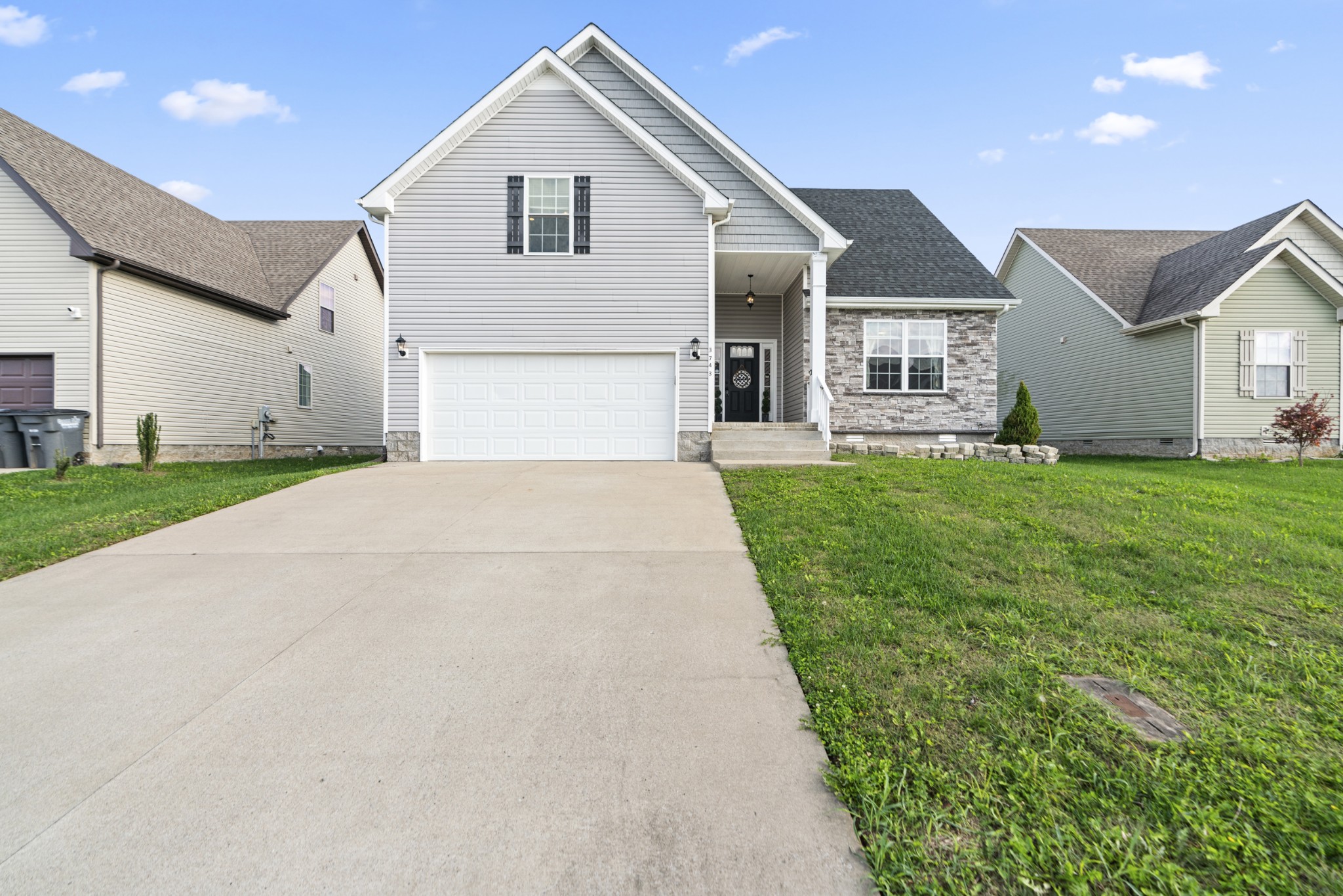 Tradewinds Ter, Clarksville, TN 37040