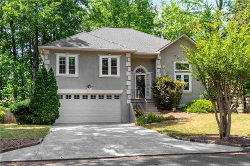 8910 Club River Dr, Roswell, GA, 30076-4420 | Card Image