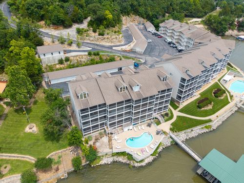 1b-164 Windgate Dr, SUNRISE BEACH, MO, 65079-3601 | Card Image