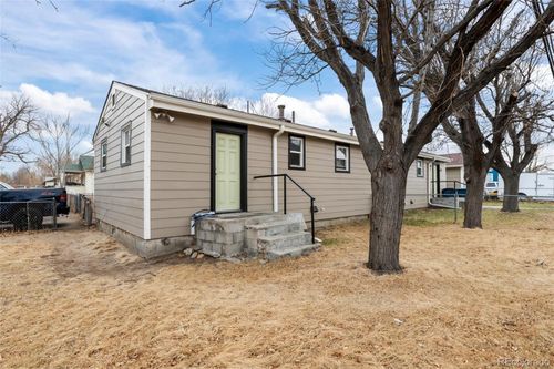 5997 Magnolia St, Commerce City, CO, 80022-4069 | Card Image