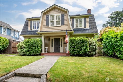 1702 24th Ave, Longview, WA, 98632-3626 | Card Image