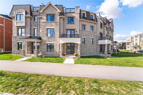 1397 William Halton Pky W, Oakville, ON, L6M5N8 | Card Image