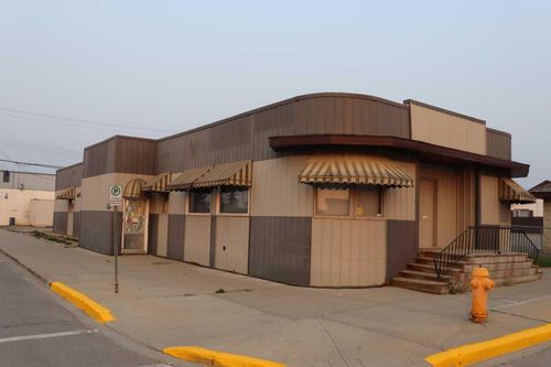 502 50 St, Edson, AB, T7E0E1 | Card Image