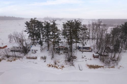 {{alt}} | Card Image