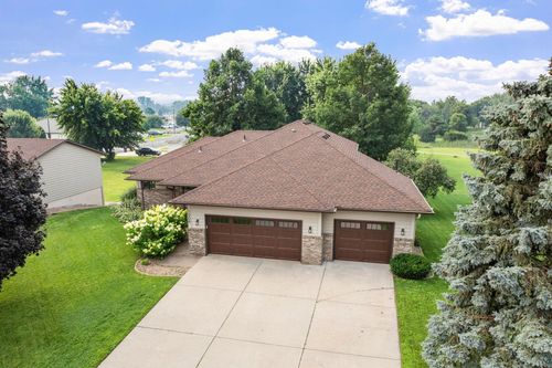 1008 3rd St Ne, New Prague, MN, 56071-2114 | Card Image