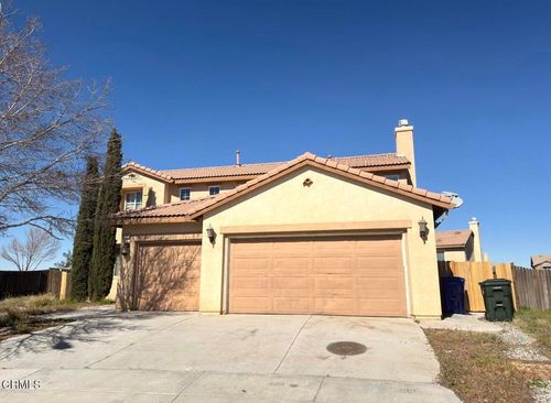 13720 Dove Ct, Victorville, CA, 92394 | Card Image