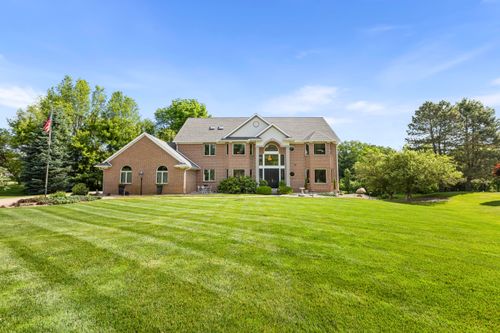120 Castle Ridge Dr, Battle Creek, MI, 49015-9347 | Card Image