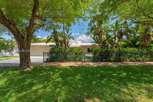 739 S Alhambra Cir, Coral Gables, FL, 33146-3801 | Card Image