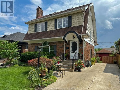 2338 Chilver Rd, Windsor, ON, N8W2V5 | Card Image